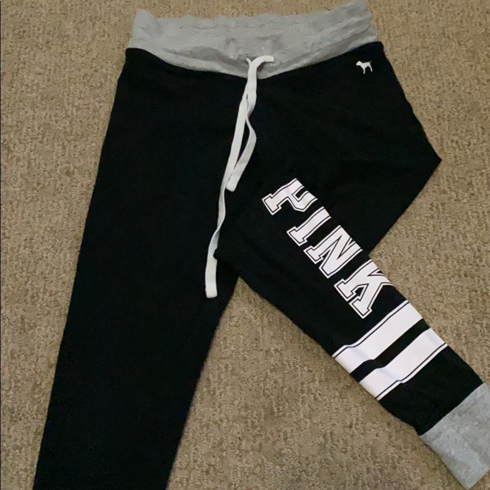 Pink leggings